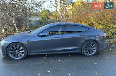 Ліфтбек Tesla Model S 2014 в Вишгороді