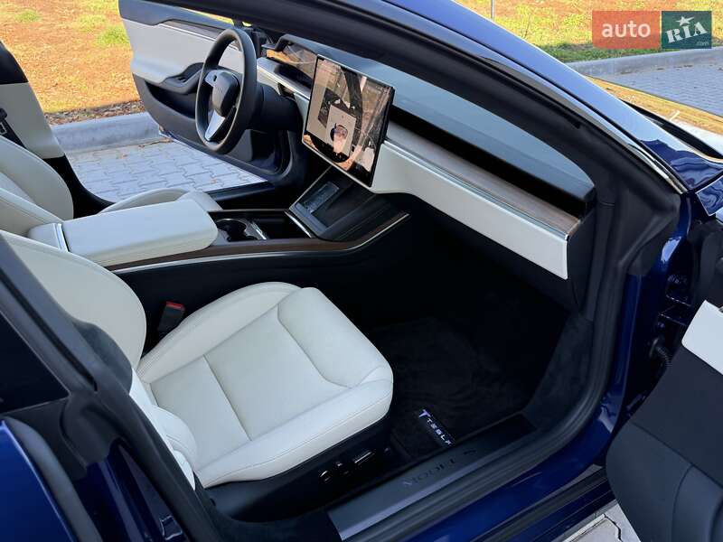 Лифтбек Tesla Model S 2025 в Виннице фото 17 Лифтбек Tesla Model S 2025 в Виннице