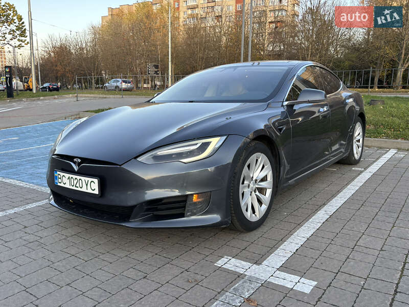 Лифтбек Tesla Model S 2017 в Львове фото 7 Лифтбек Tesla Model S 2017 в Львове