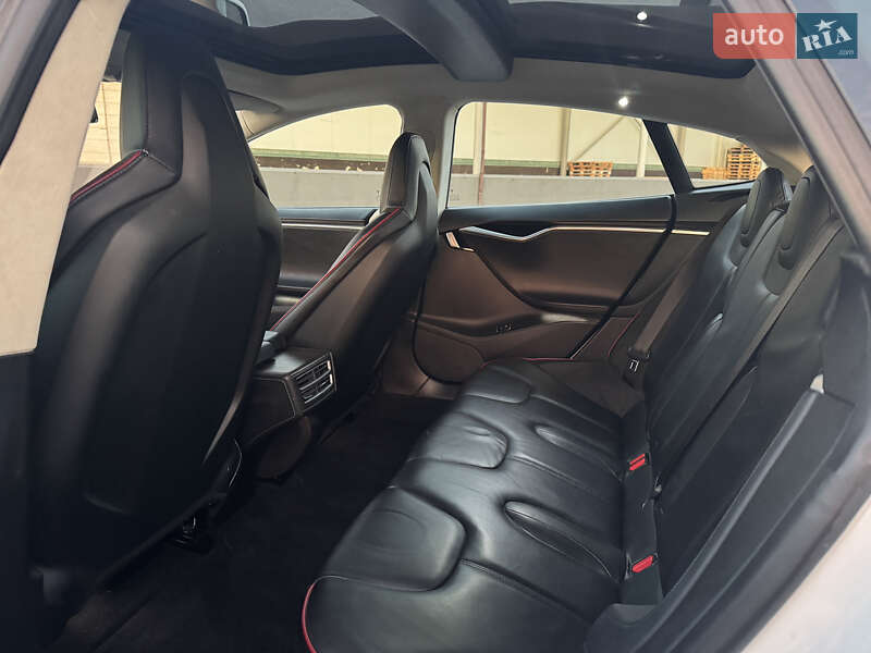 Лифтбек Tesla Model S 2014 в Виннице фото 12 Лифтбек Tesla Model S 2014 в Виннице