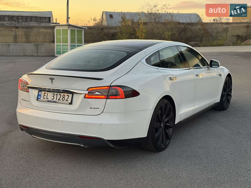 Лифтбек Tesla Model S 2014 в Виннице фото 6 Лифтбек Tesla Model S 2014 в Виннице
