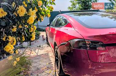 Лифтбек Tesla Model S 2019 в Киеве
