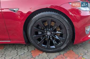 Лифтбек Tesla Model S 2019 в Киеве