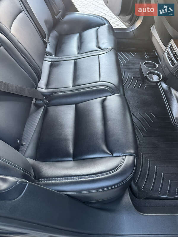 Лифтбек Tesla Model S 2018 в Коломые