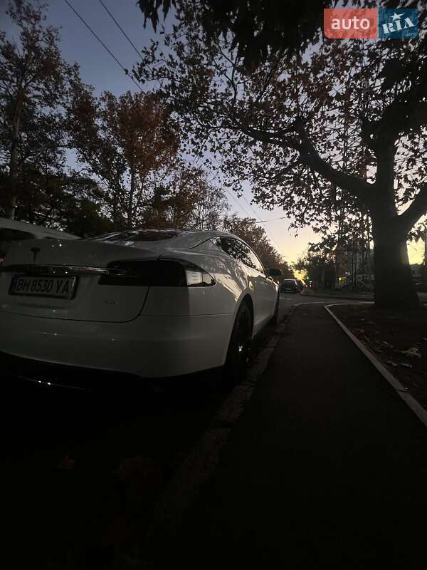 Ліфтбек Tesla Model S 2013 в Одесі фото 4 Ліфтбек Tesla Model S 2013 в Одесі