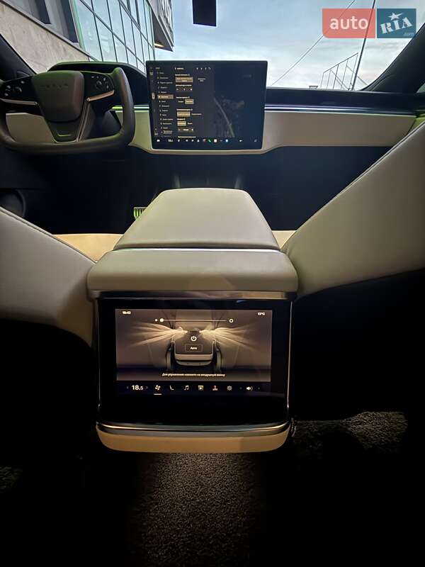 Лифтбек Tesla Model S 2021 в Киеве фото 54 Лифтбек Tesla Model S 2021 в Киеве