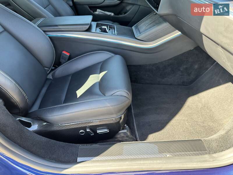 Лифтбек Tesla Model S 2021 в Одессе