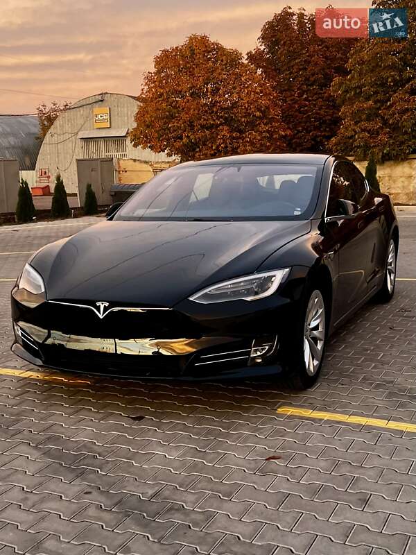 Tesla Model S 2019 Tesla Model S 2019