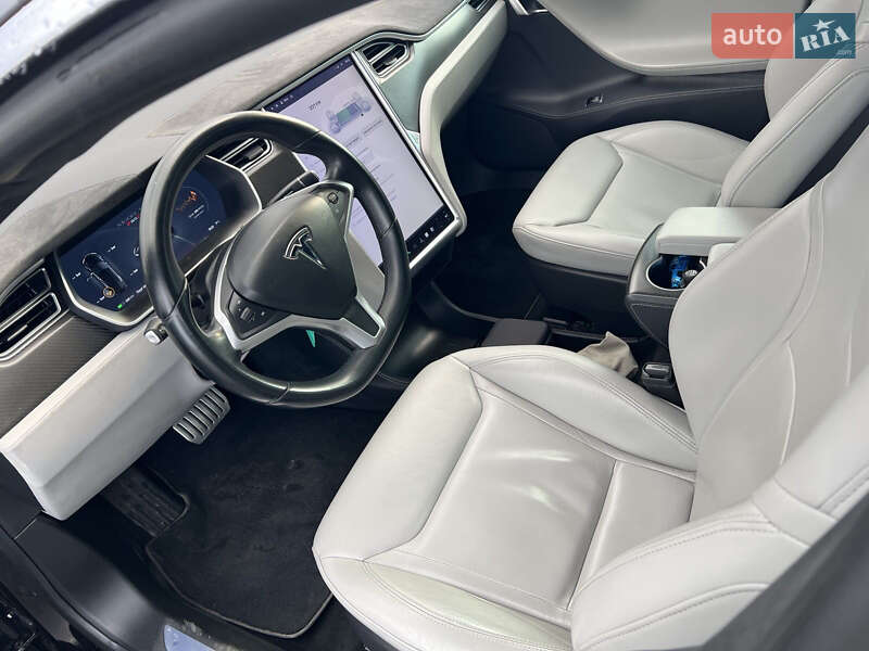 Лифтбек Tesla Model S 2015 в Ровно фото 9 Лифтбек Tesla Model S 2015 в Ровно