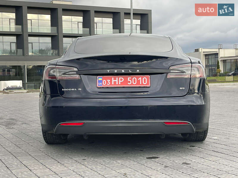 Лифтбек Tesla Model S 2013 в Львове фото 16 Лифтбек Tesla Model S 2013 в Львове