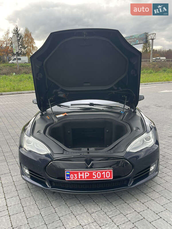 Лифтбек Tesla Model S 2013 в Львове фото 17 Лифтбек Tesla Model S 2013 в Львове