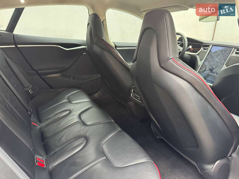 Ліфтбек Tesla Model S 2014 в Вінниці фото 11 Ліфтбек Tesla Model S 2014 в Вінниці