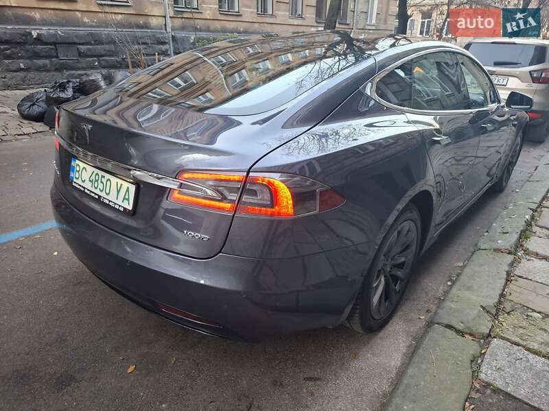 Лифтбек Tesla Model S 2017 в Львове фото 4 Лифтбек Tesla Model S 2017 в Львове