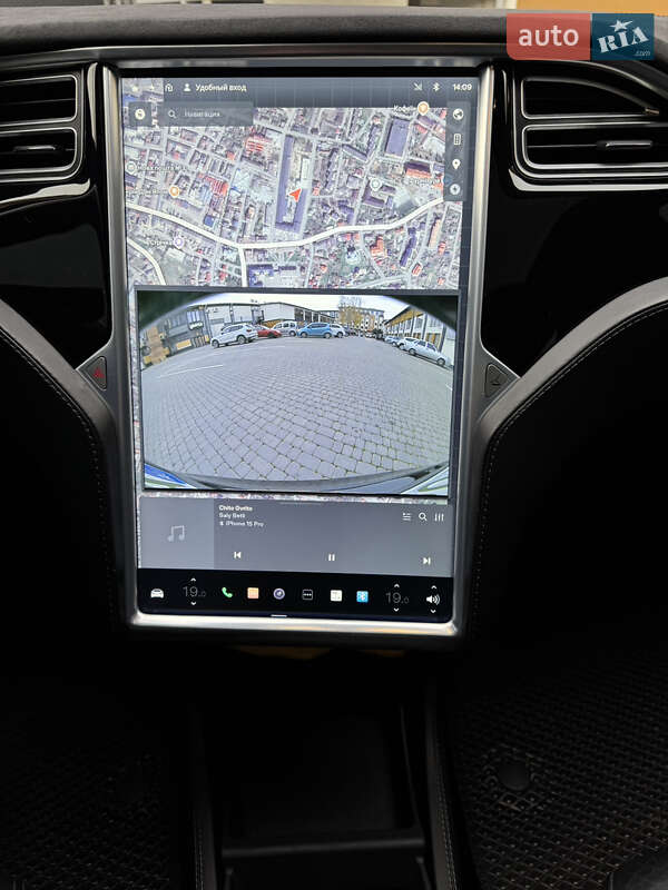 Ліфтбек Tesla Model S 2015 в Коломиї