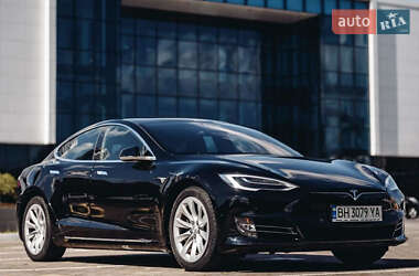 Лифтбек Tesla Model S 2018 в Одессе