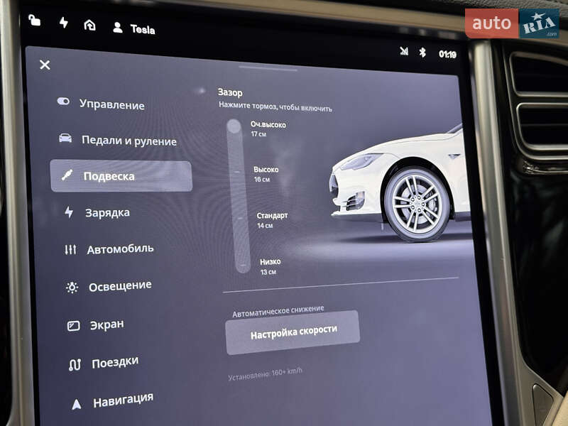 Лифтбек Tesla Model S 2013 в Сумах