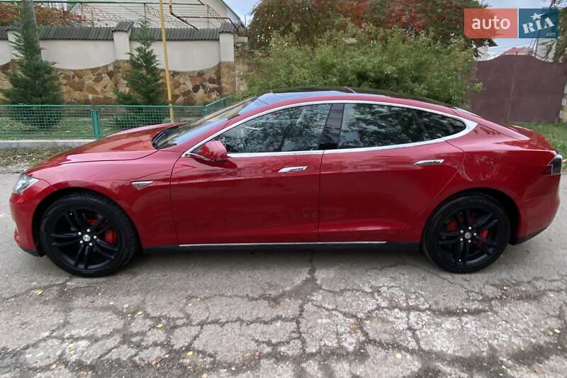Ліфтбек Tesla Model S 2013 в Одесі фото 6 Ліфтбек Tesla Model S 2013 в Одесі