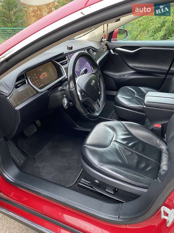 Ліфтбек Tesla Model S 2013 в Одесі фото 15 Ліфтбек Tesla Model S 2013 в Одесі