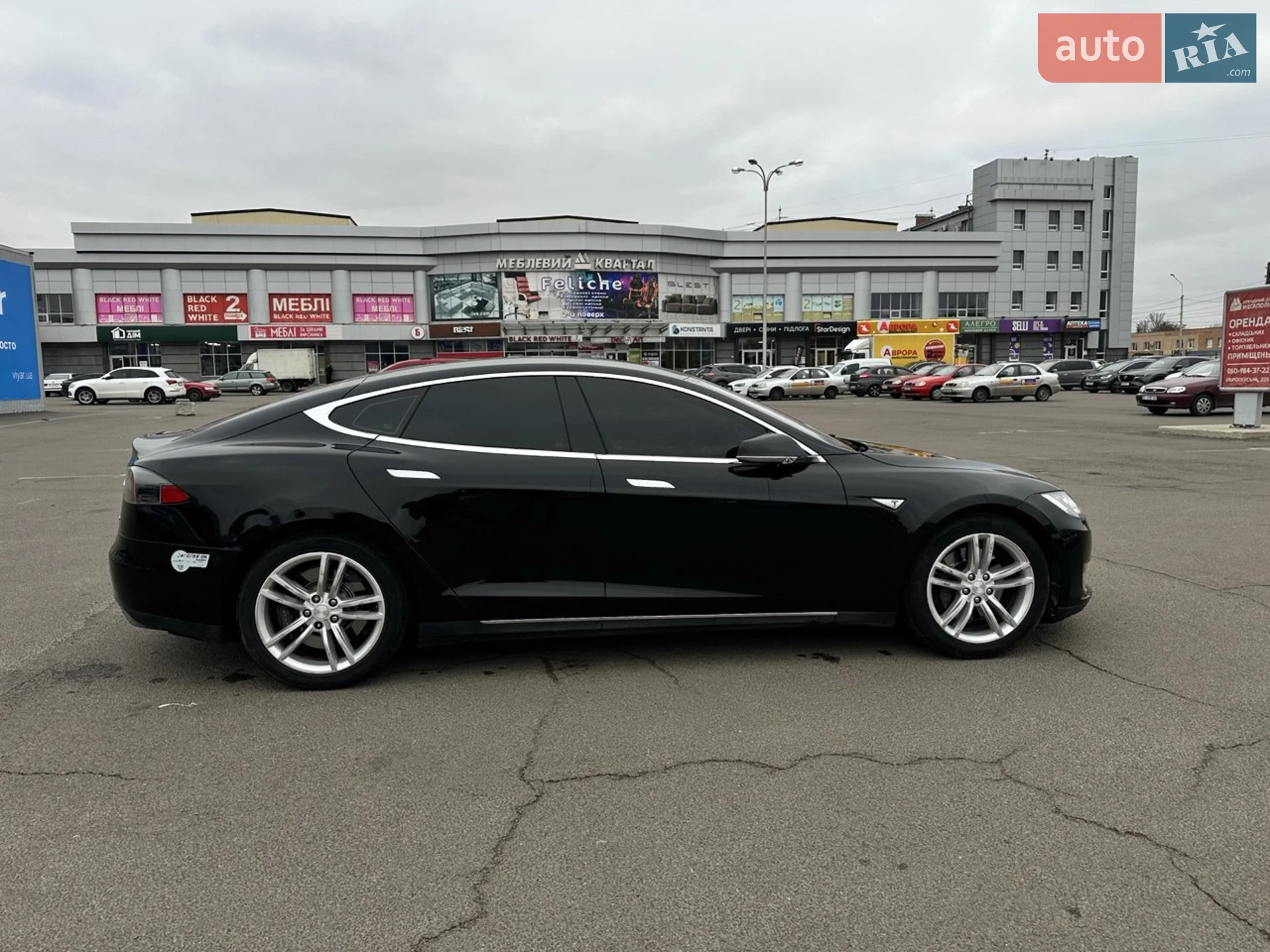 2014 Tesla Model S - мініатюра 4