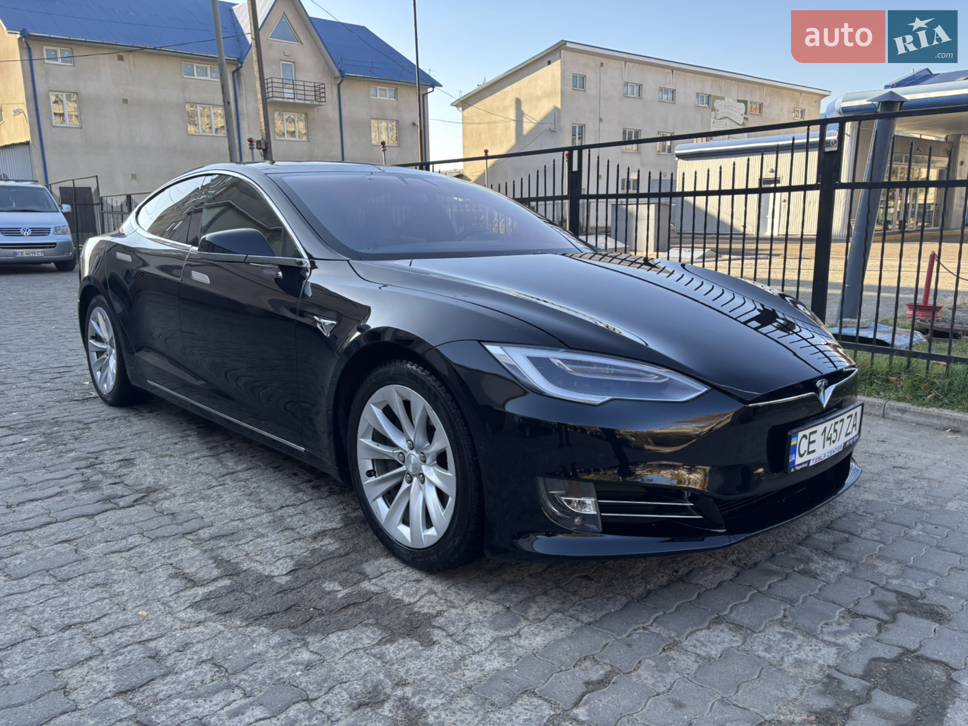 2017 Tesla Model S - мініатюра 2