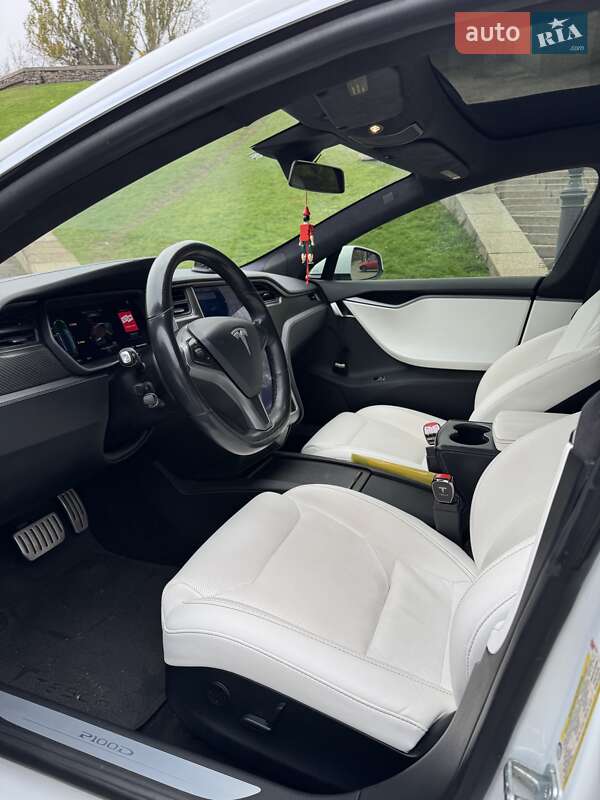 Ліфтбек Tesla Model S 2019 в Миколаєві