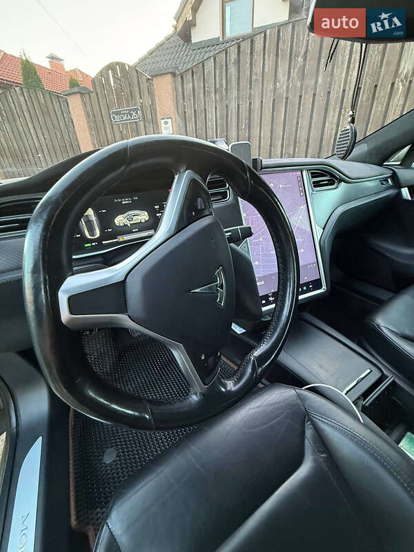 Ліфтбек Tesla Model S 2016 в Березівці фото 9 Ліфтбек Tesla Model S 2016 в Березівці
