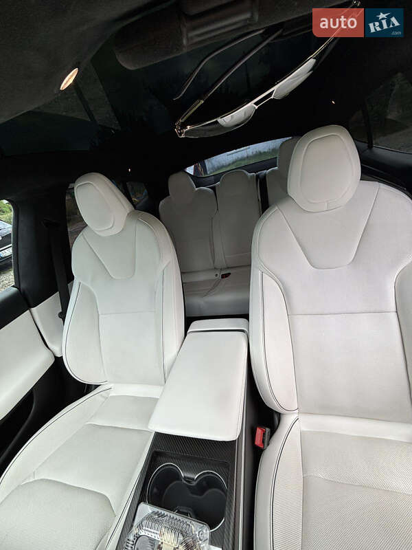 Ліфтбек Tesla Model S 2022 в Харкові