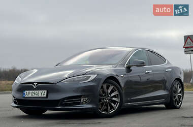 Ліфтбек Tesla Model S 2018 в Вінниці