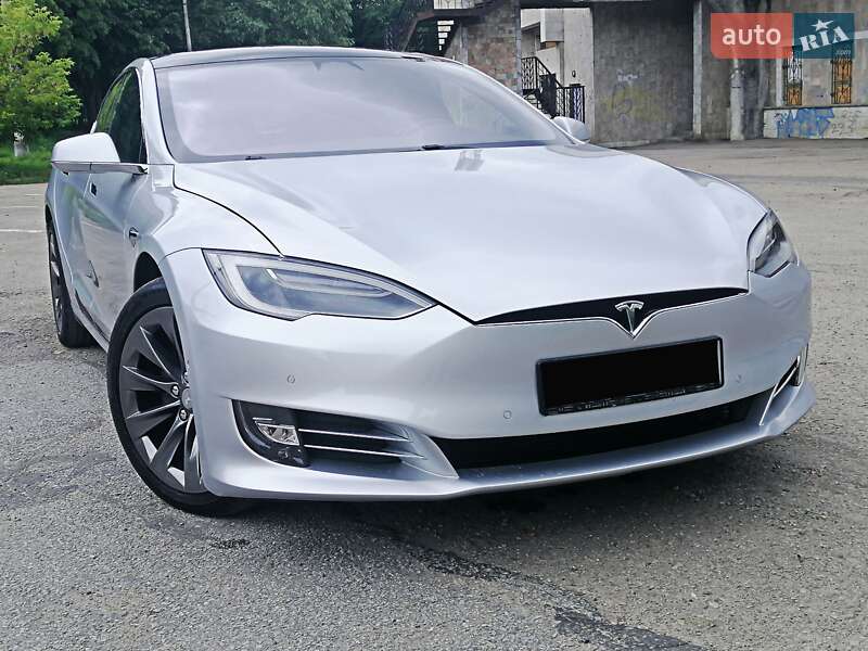 Ліфтбек Tesla Model S 2018 в Івано-Франківську фото 11 Ліфтбек Tesla Model S 2018 в Івано-Франківську