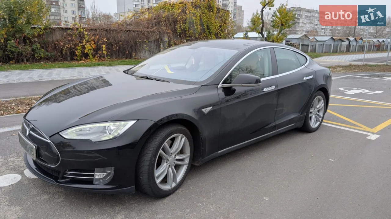 2015 Tesla Model S - мініатюра 11