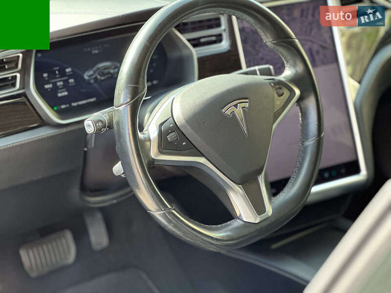 Лифтбек Tesla Model S 2017 в Одессе фото 18 Лифтбек Tesla Model S 2017 в Одессе