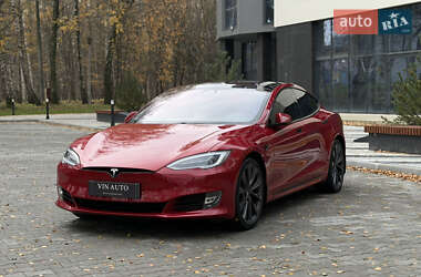 Лифтбек Tesla Model S 2018 в Тернополе