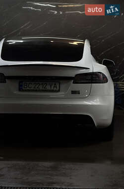 Лифтбек Tesla Model S 2023 в Львове Лифтбек Tesla Model S 2023 в Львове