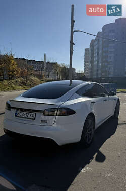 Ліфтбек Tesla Model S 2023 в Львові