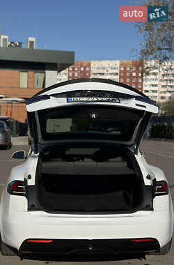 Ліфтбек Tesla Model S 2023 в Львові
