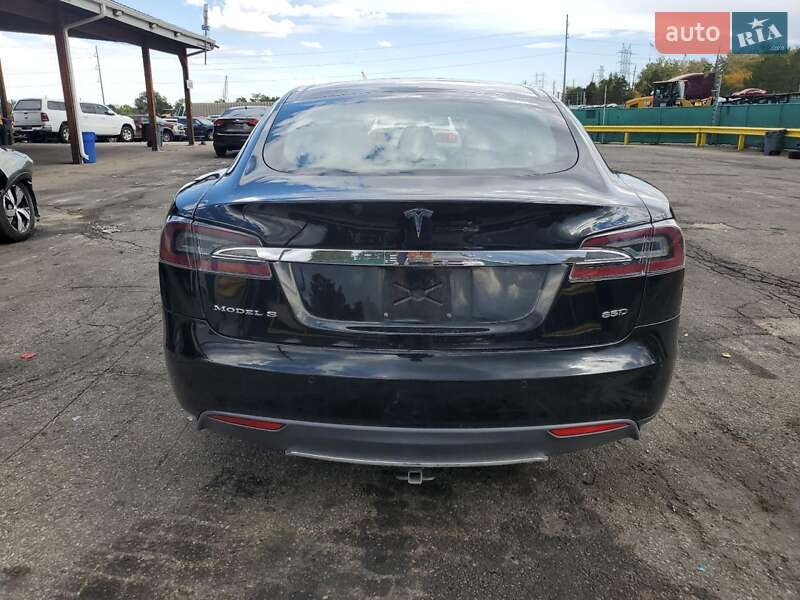 Ліфтбек Tesla Model S 2015 в Харкові фото 6 Ліфтбек Tesla Model S 2015 в Харкові