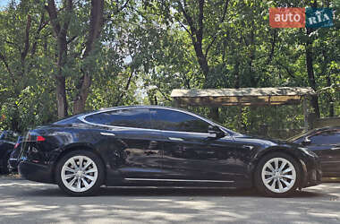 Ліфтбек Tesla Model S 2017 в Чорноморську