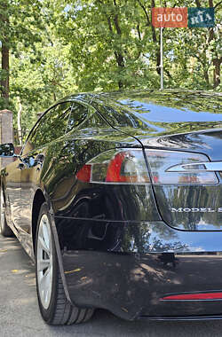 Ліфтбек Tesla Model S 2017 в Чорноморську