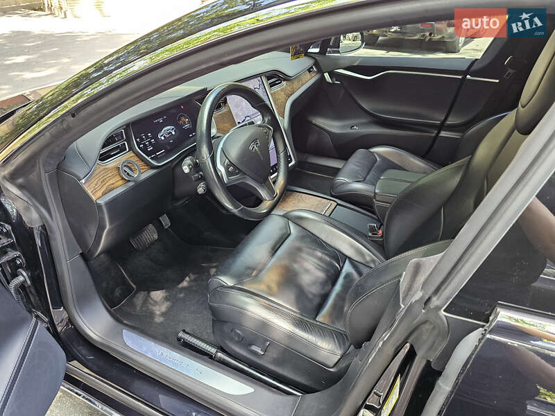 Ліфтбек Tesla Model S 2017 в Чорноморську
