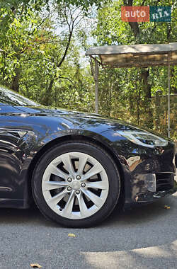 Ліфтбек Tesla Model S 2017 в Чорноморську