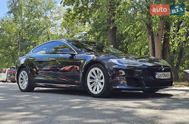 Ліфтбек Tesla Model S 2017 в Чорноморську