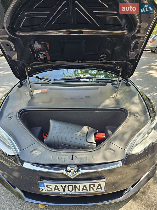 Ліфтбек Tesla Model S 2017 в Чорноморську