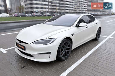 Лифтбек Tesla Model S 2022 в Киеве