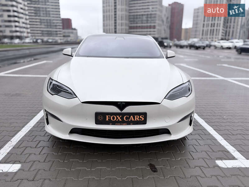 Лифтбек Tesla Model S 2022 в Киеве