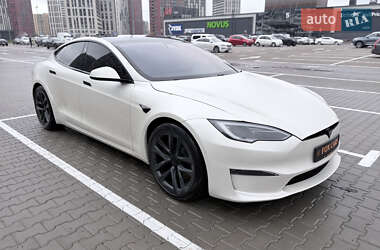 Лифтбек Tesla Model S 2022 в Киеве