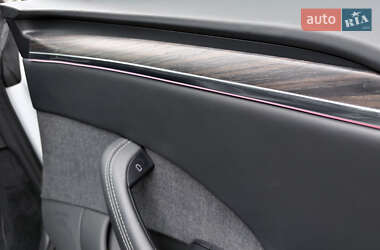 Лифтбек Tesla Model S 2022 в Киеве