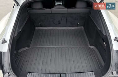 Лифтбек Tesla Model S 2022 в Киеве