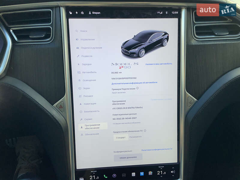 Ліфтбек Tesla Model S 2013 в Львові