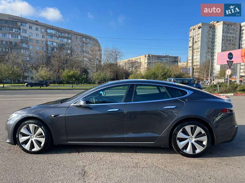 Ліфтбек Tesla Model S 2020 в Одесі