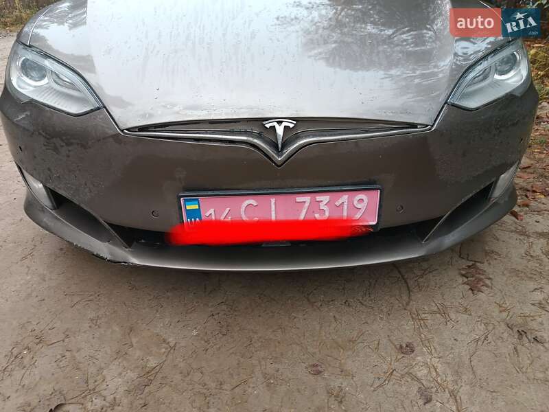 Лифтбек Tesla Model S 2015 в Новояворовске фото 2 Лифтбек Tesla Model S 2015 в Новояворовске
